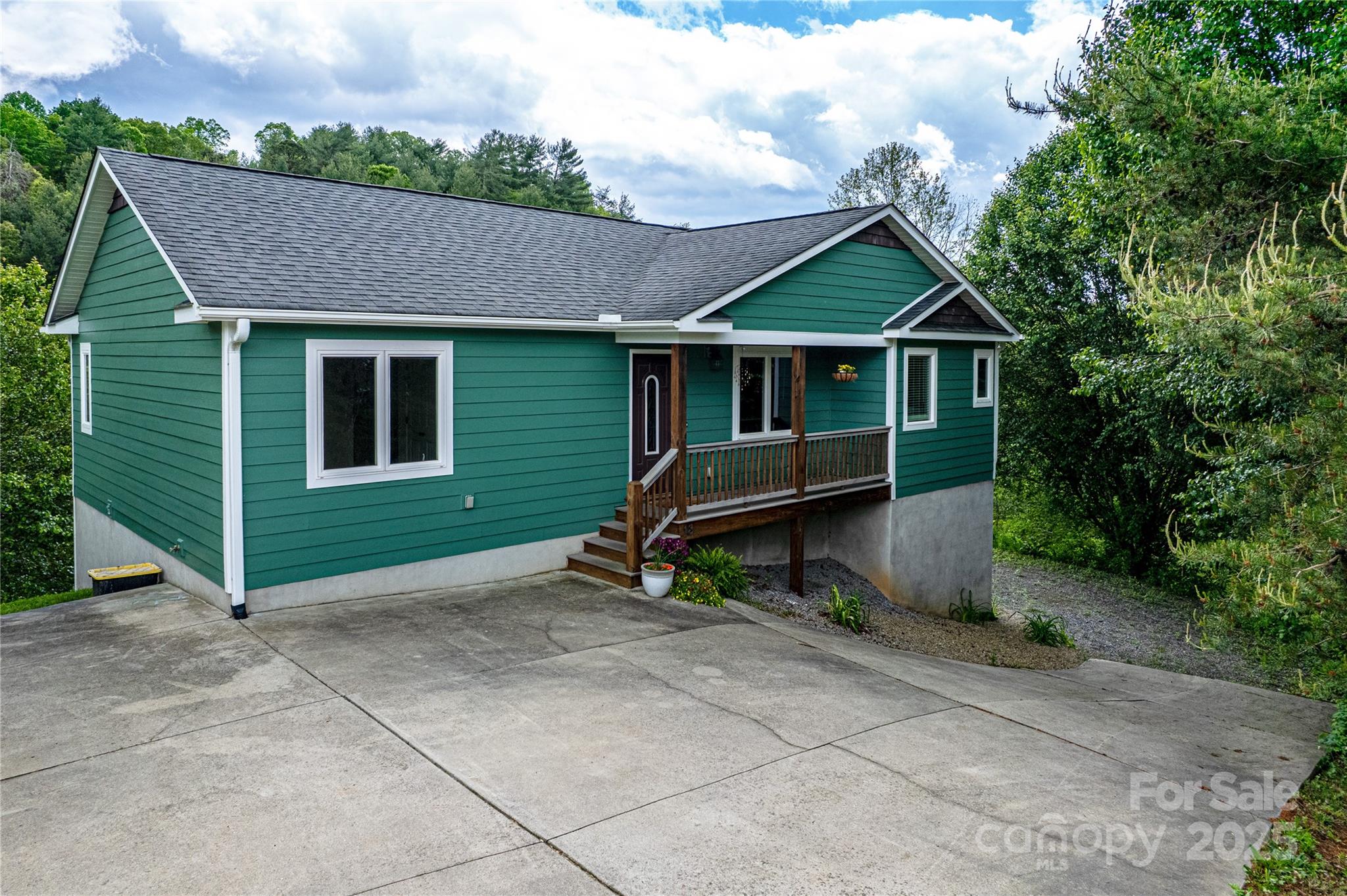 18 Benzington Way