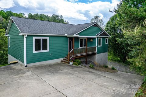 18 Benzington Way Leicester NC 28748