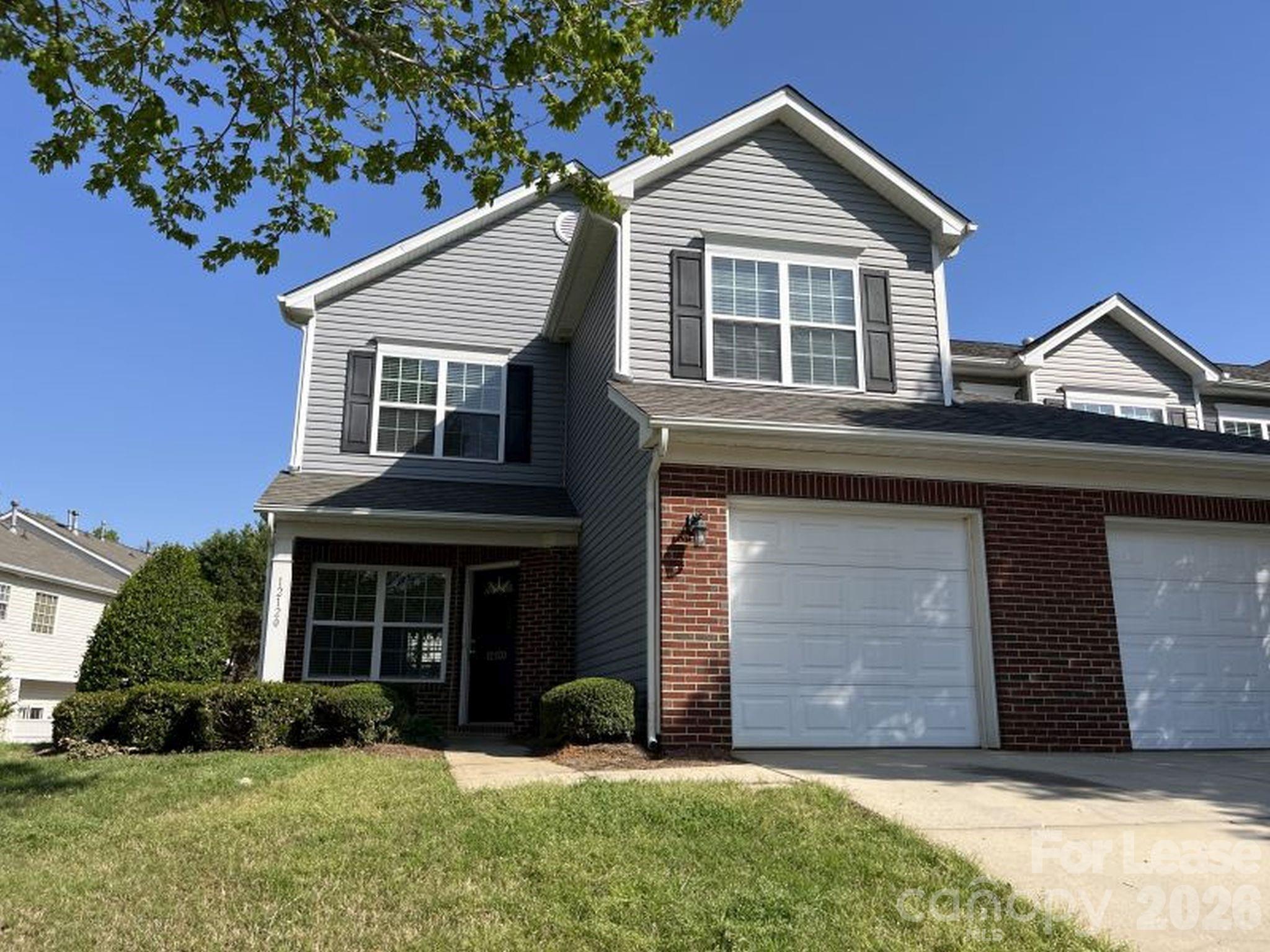 12120 Stratfield Place Circle