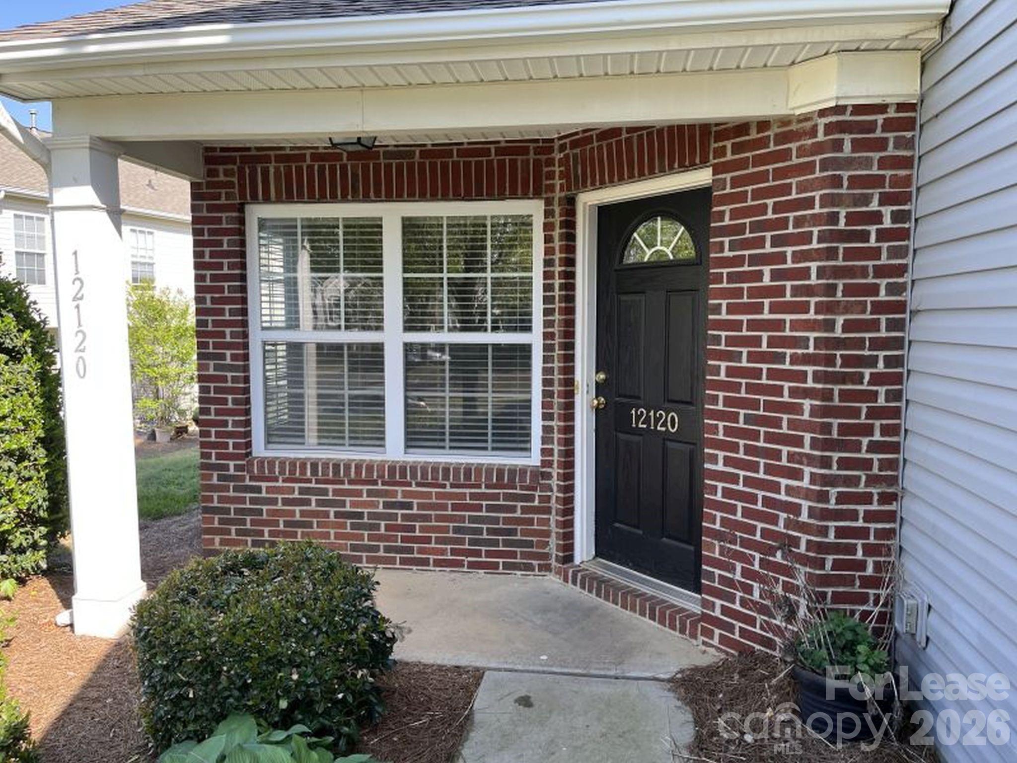 12120 Stratfield Place Circle