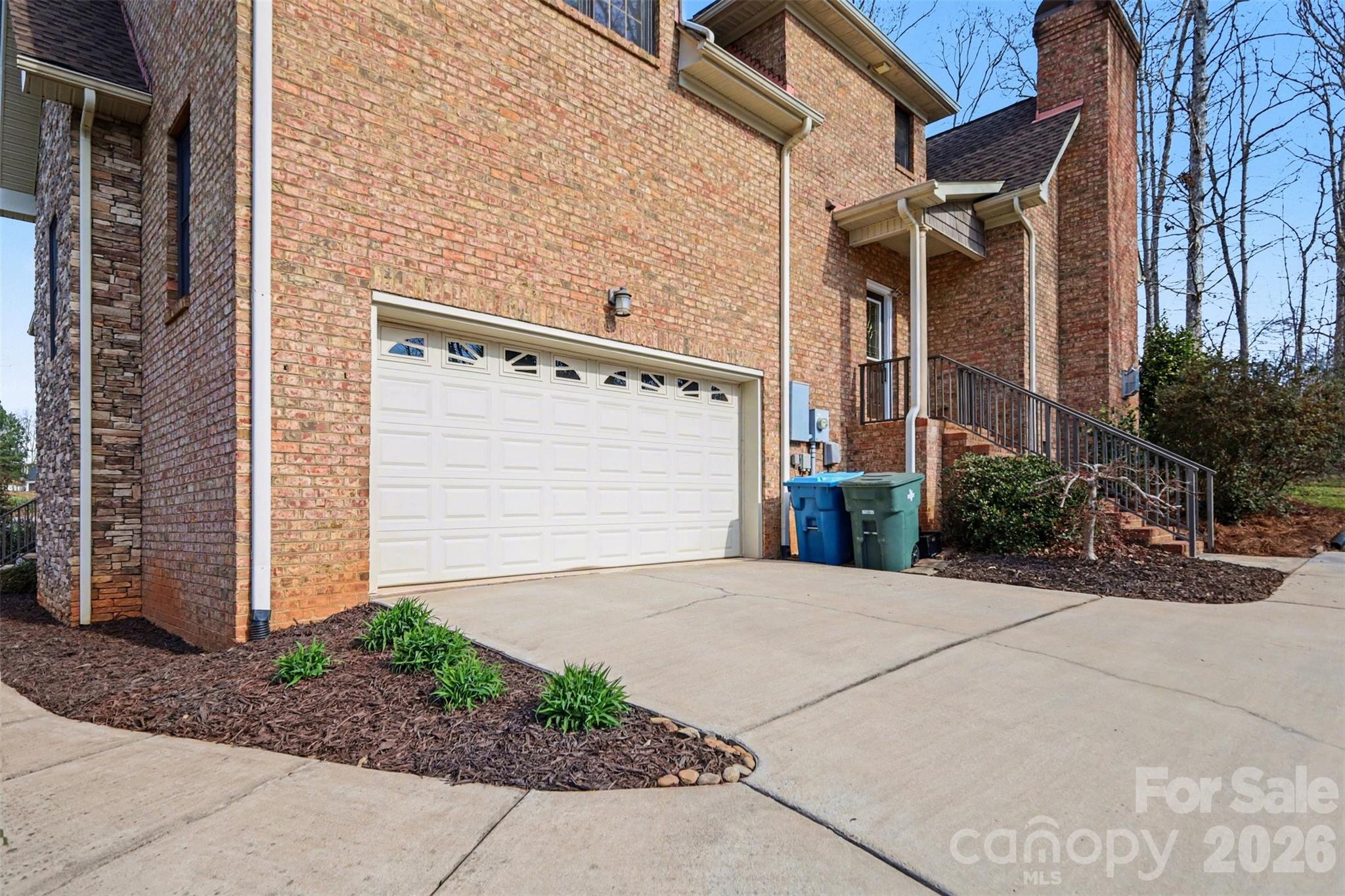 Country Club Hills - Residential