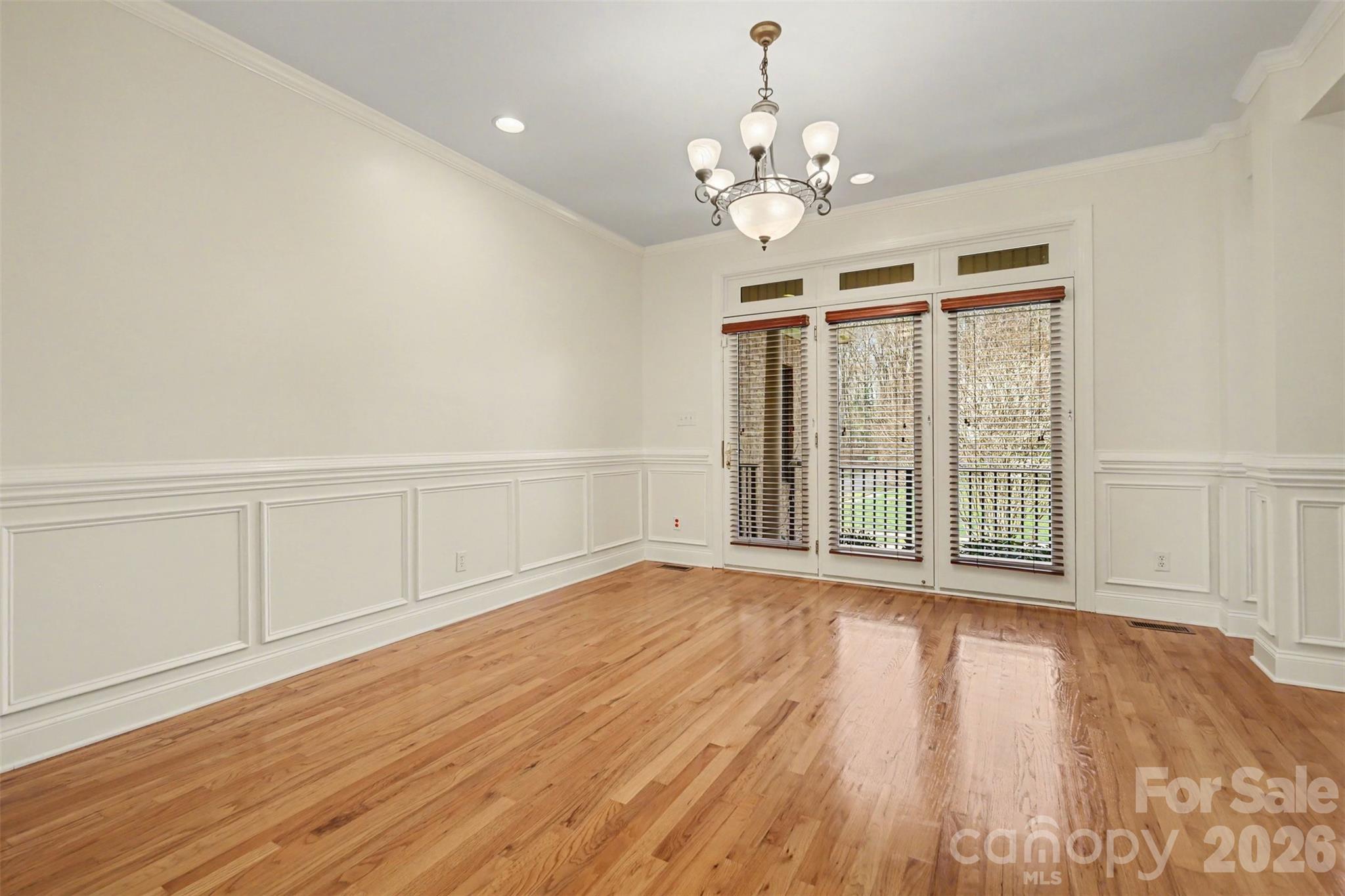 Country Club Hills - Residential