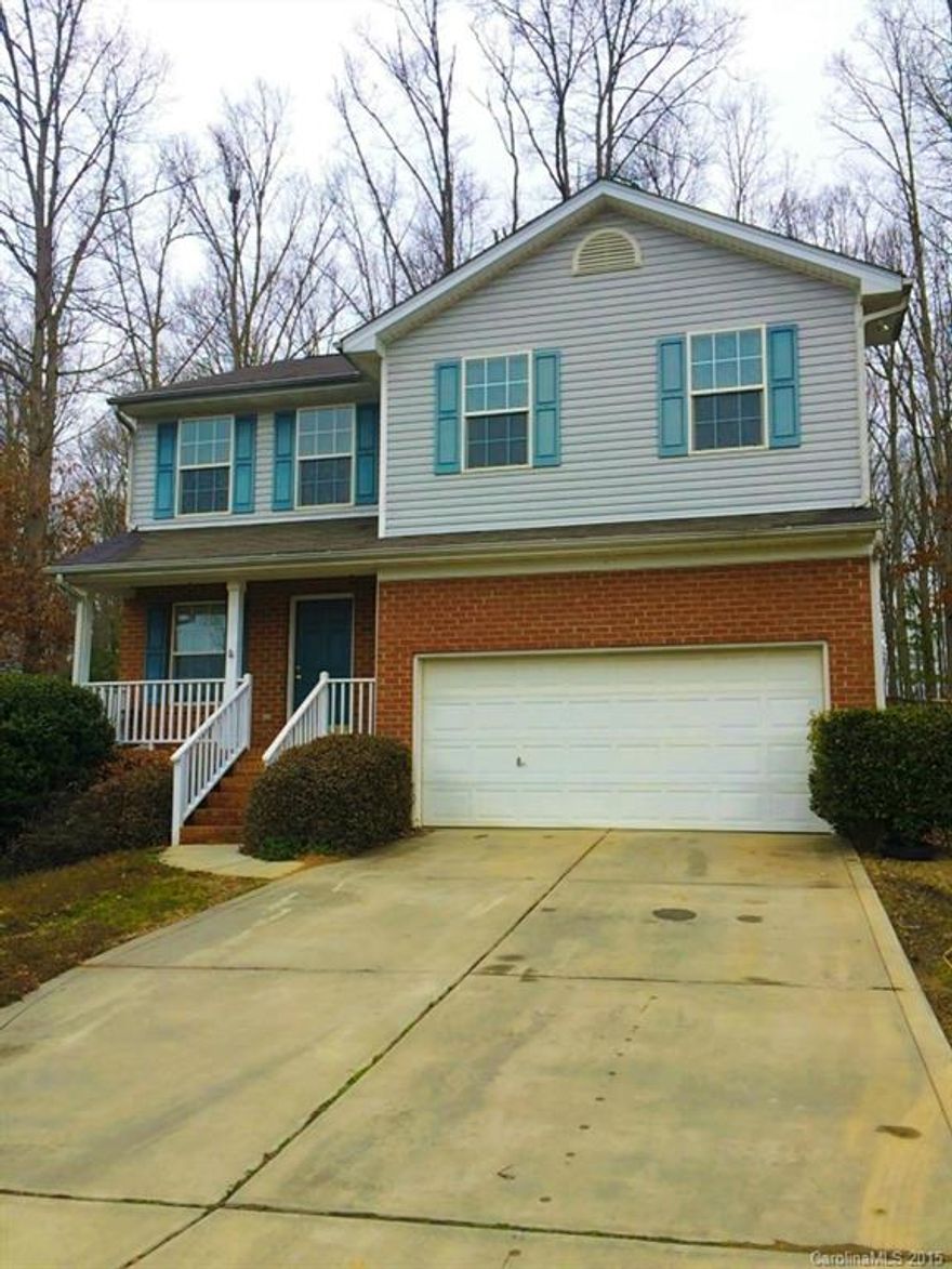 Well maintained, 4 bedroom home in quiet neighborhood near Lake Wylie! Home features a spacious den with a gas fireplace, an open kitchen with lots of cabinet space and an eat-in breakfast area. Huge master bedroom with vaulted ceilings, a private bath and walk-in closet. Three additional, sizable bedrooms located upstairs along with a full bath and laundry area. The home sits on a large, wooded lot with a fenced-in backyard and deck!