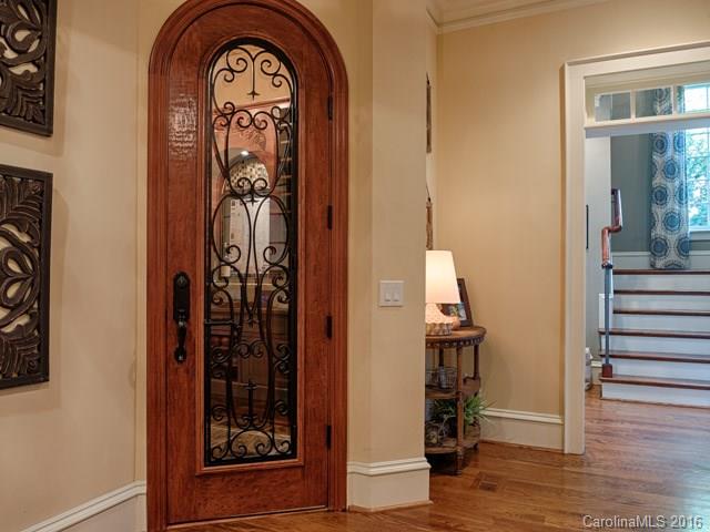 Flagship - Residential