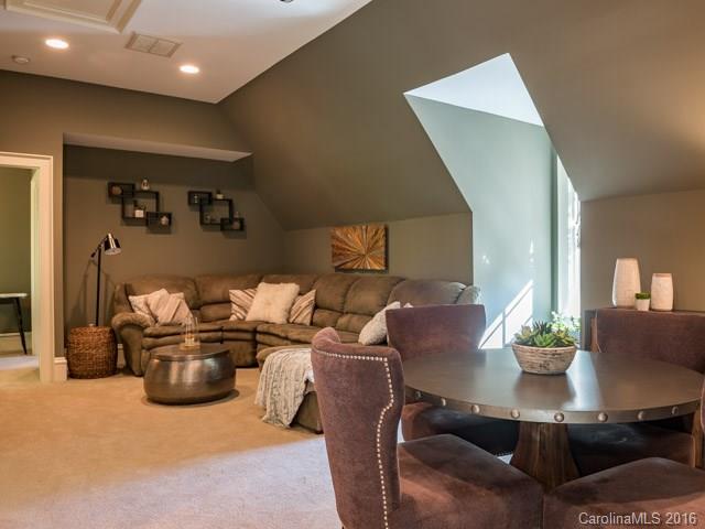 Flagship - Residential