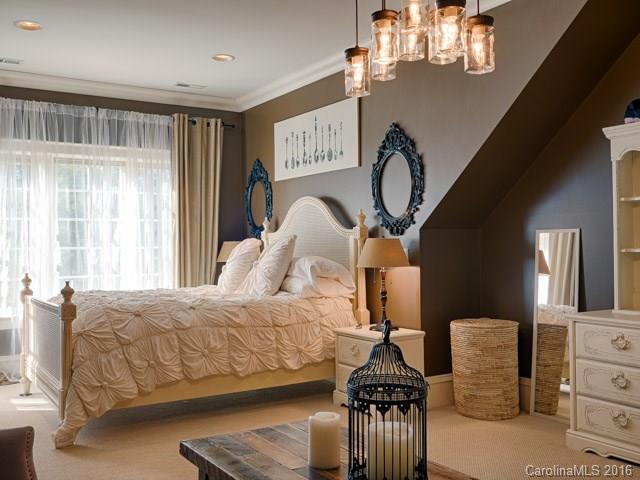 Flagship - Residential