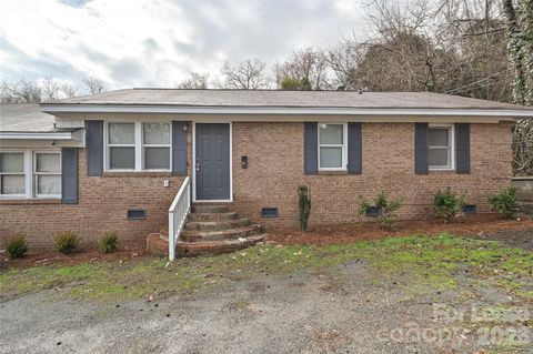 Photo of 302 E Hudson Street, Monroe, NC 28112 (MLS # 4350598)