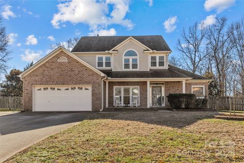 A home in Huntersville