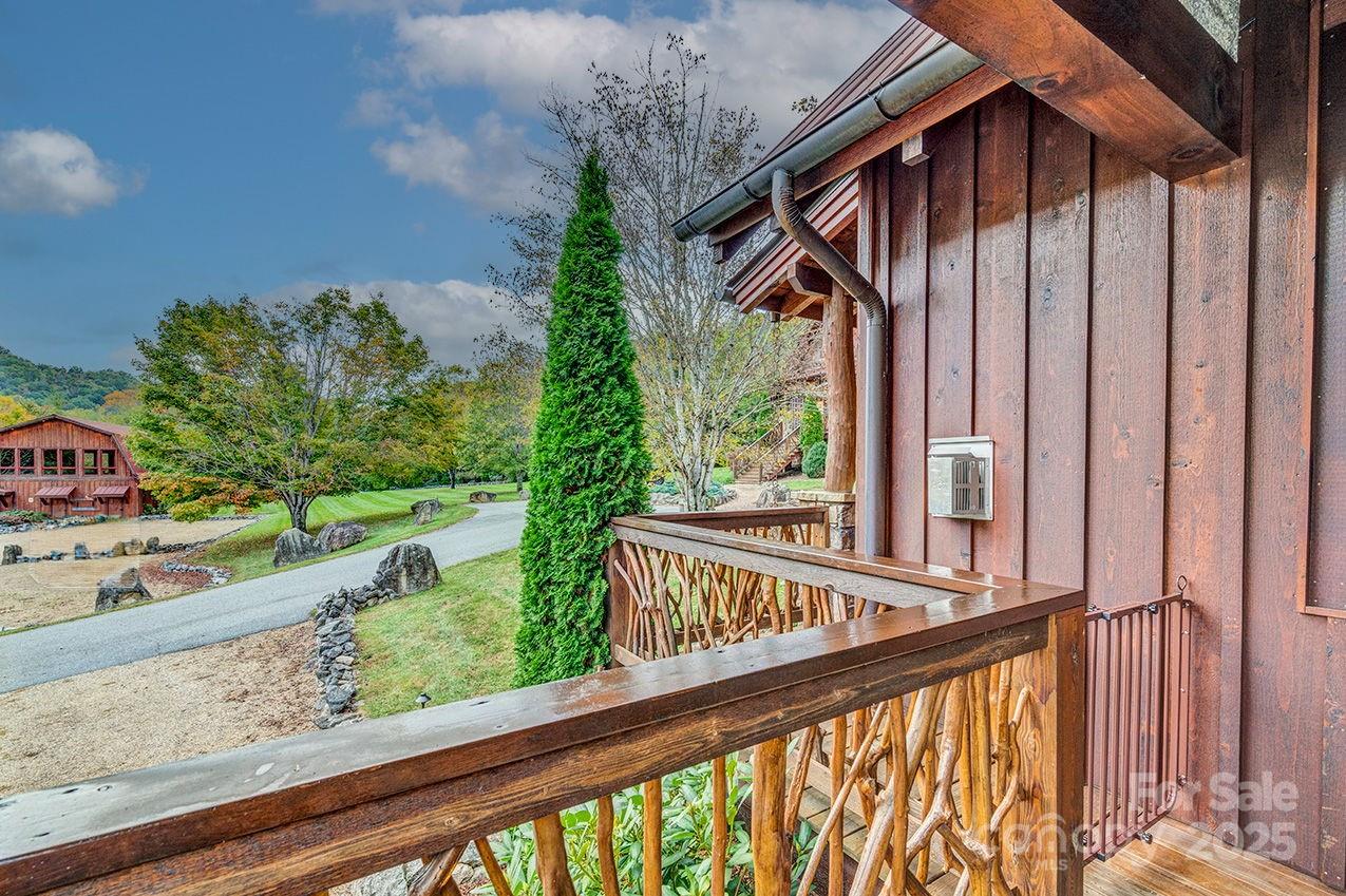 The Lodges at Eagles Nest - Residential