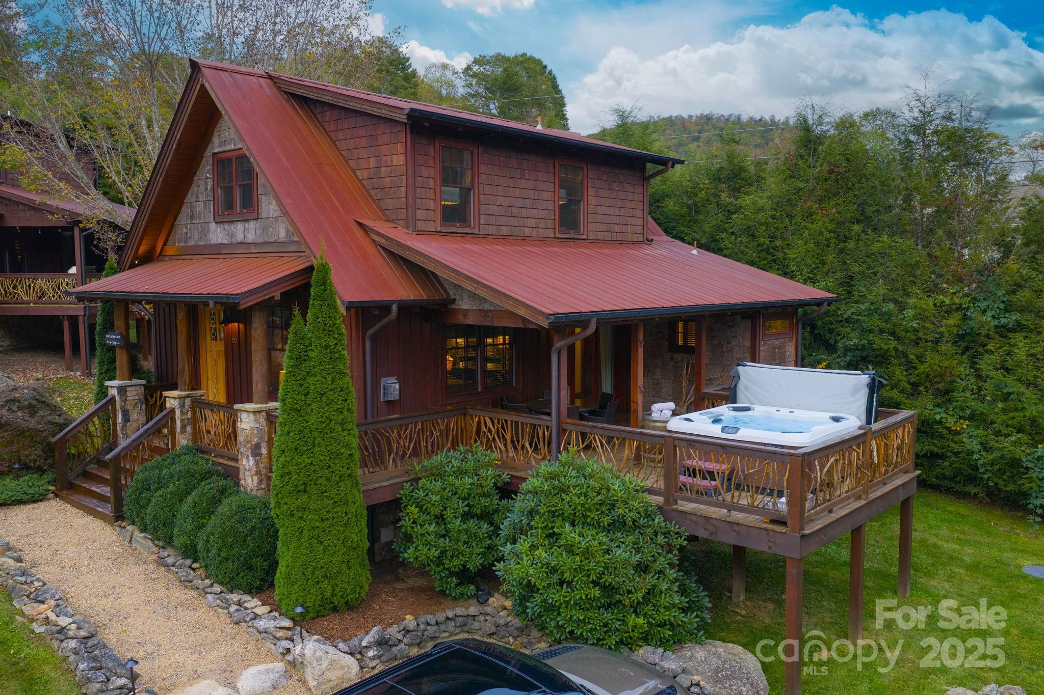 The Lodges at Eagles Nest - Residential