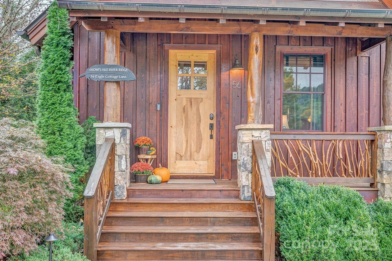 The Lodges at Eagles Nest - Residential