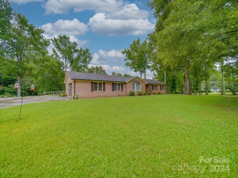 A home in Wadesboro