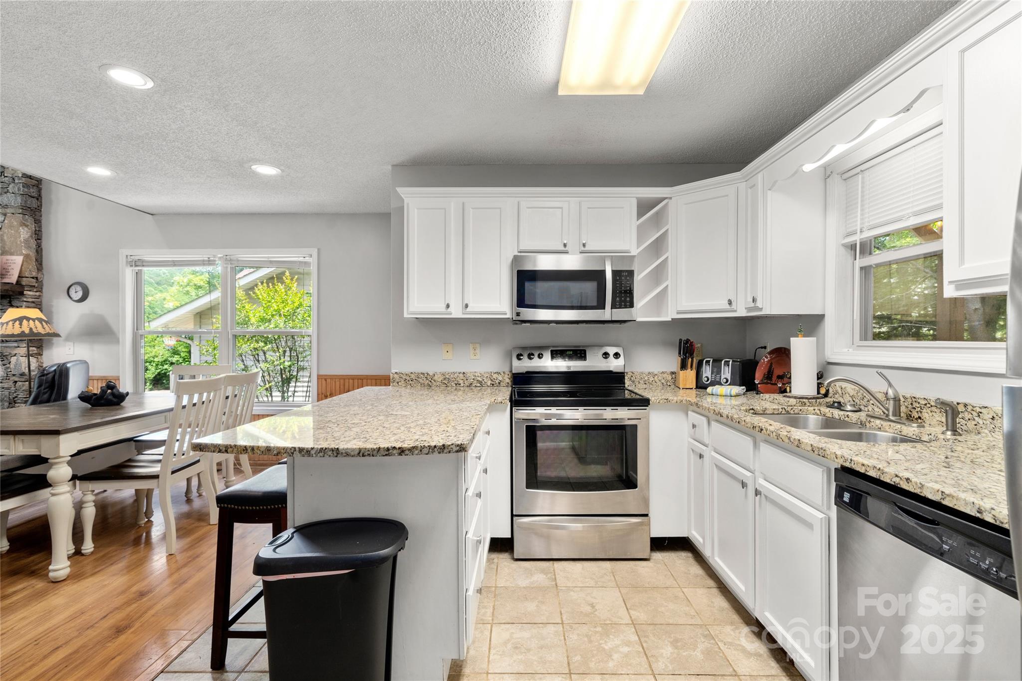River Wind - Residential