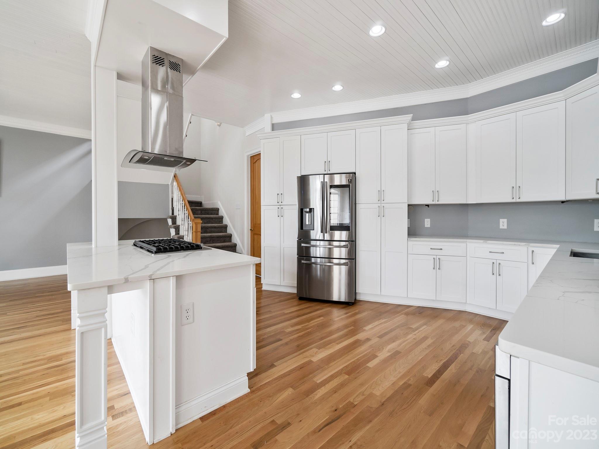 Lakepointe North - Residential