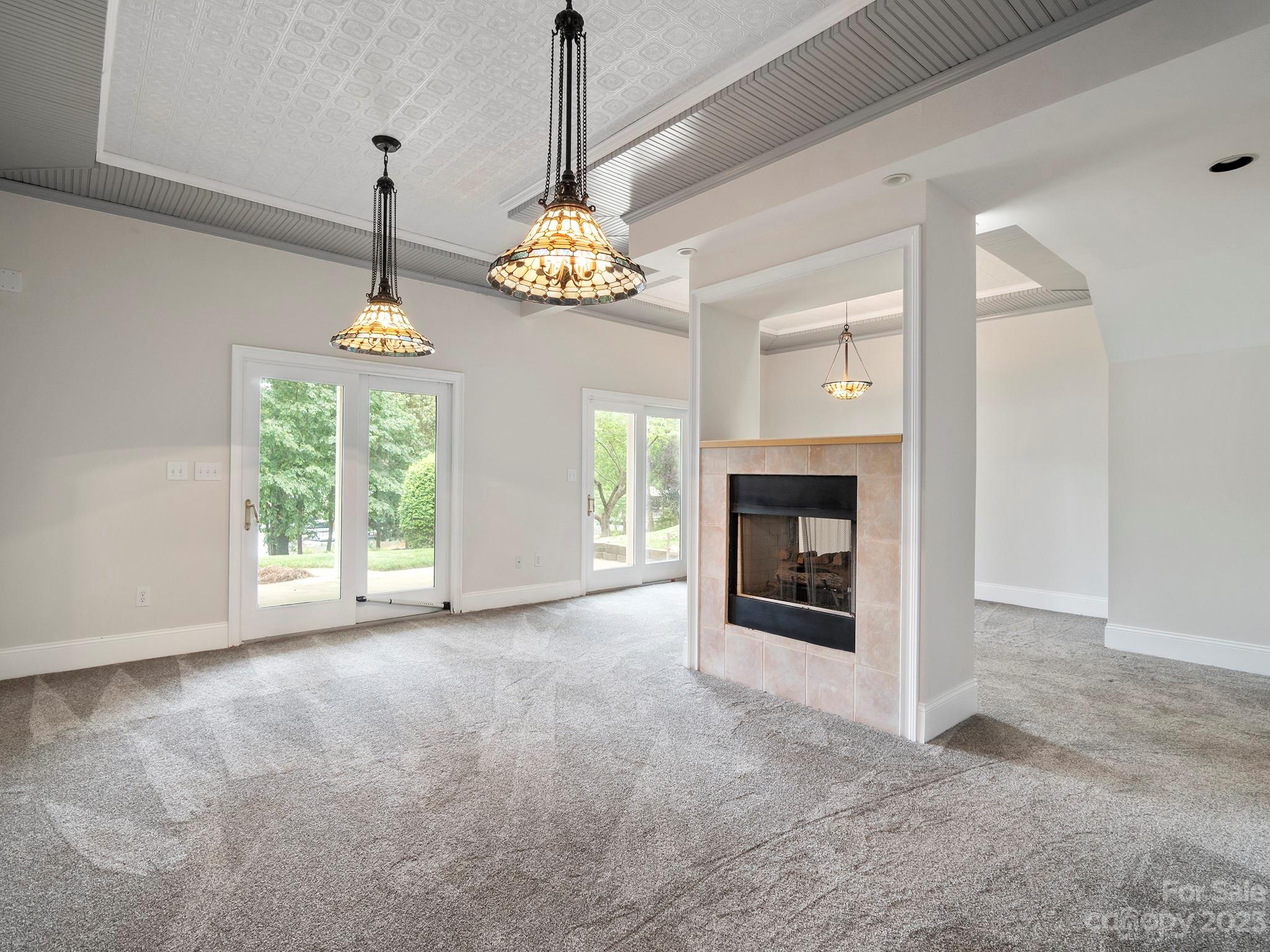 Lakepointe North - Residential