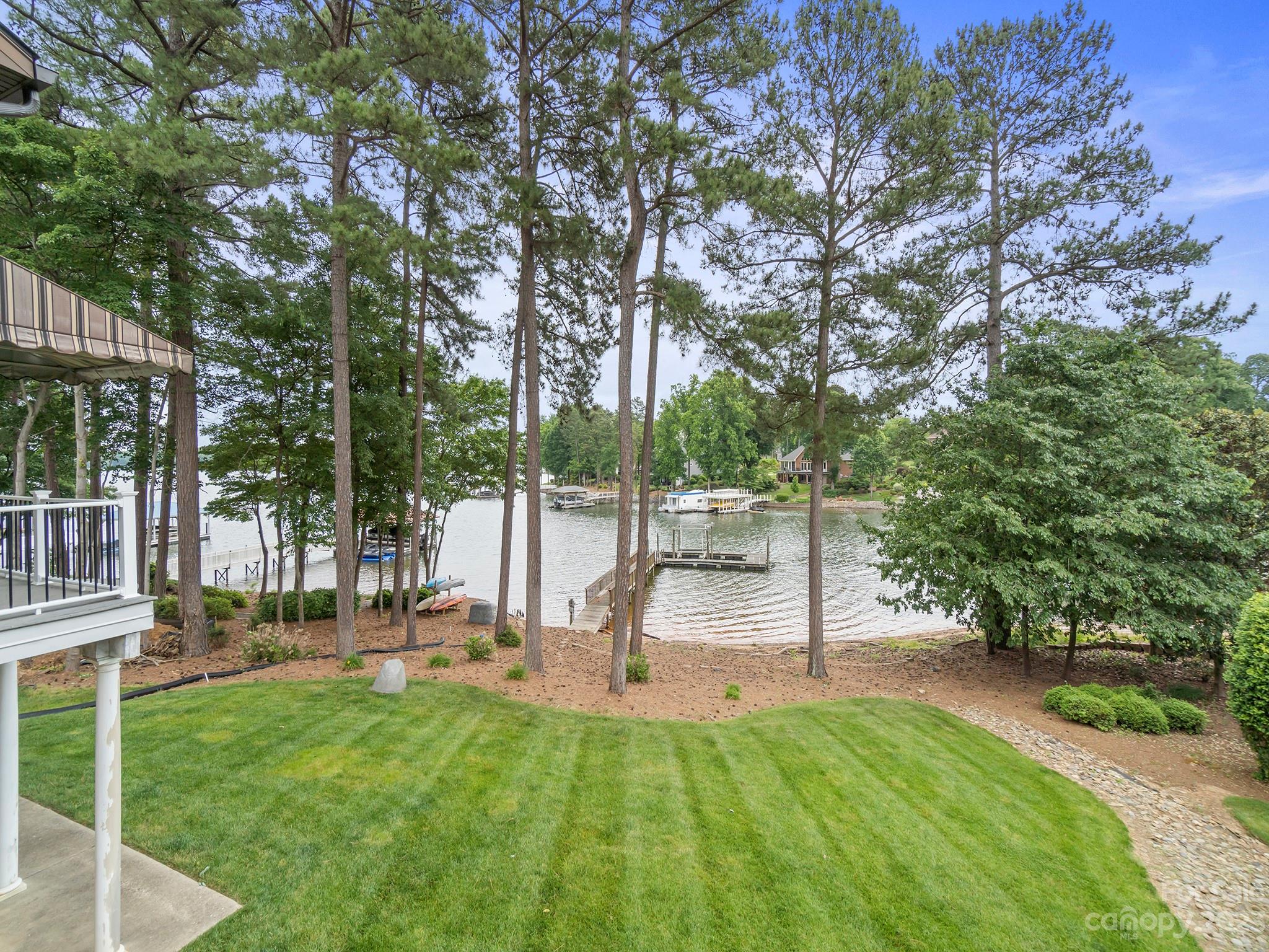 Lakepointe North - Residential