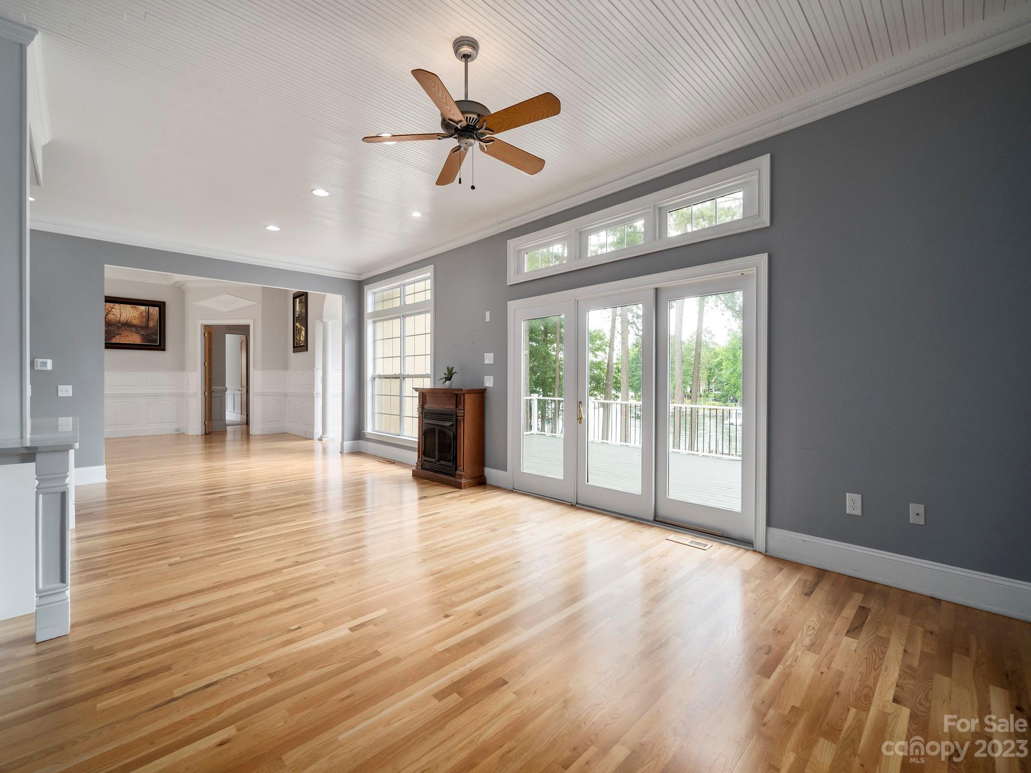 Lakepointe North - Residential