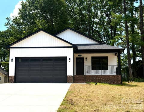 Photo of 511 N State Street, Lincolnton, NC 28092 (MLS # 4416594)
