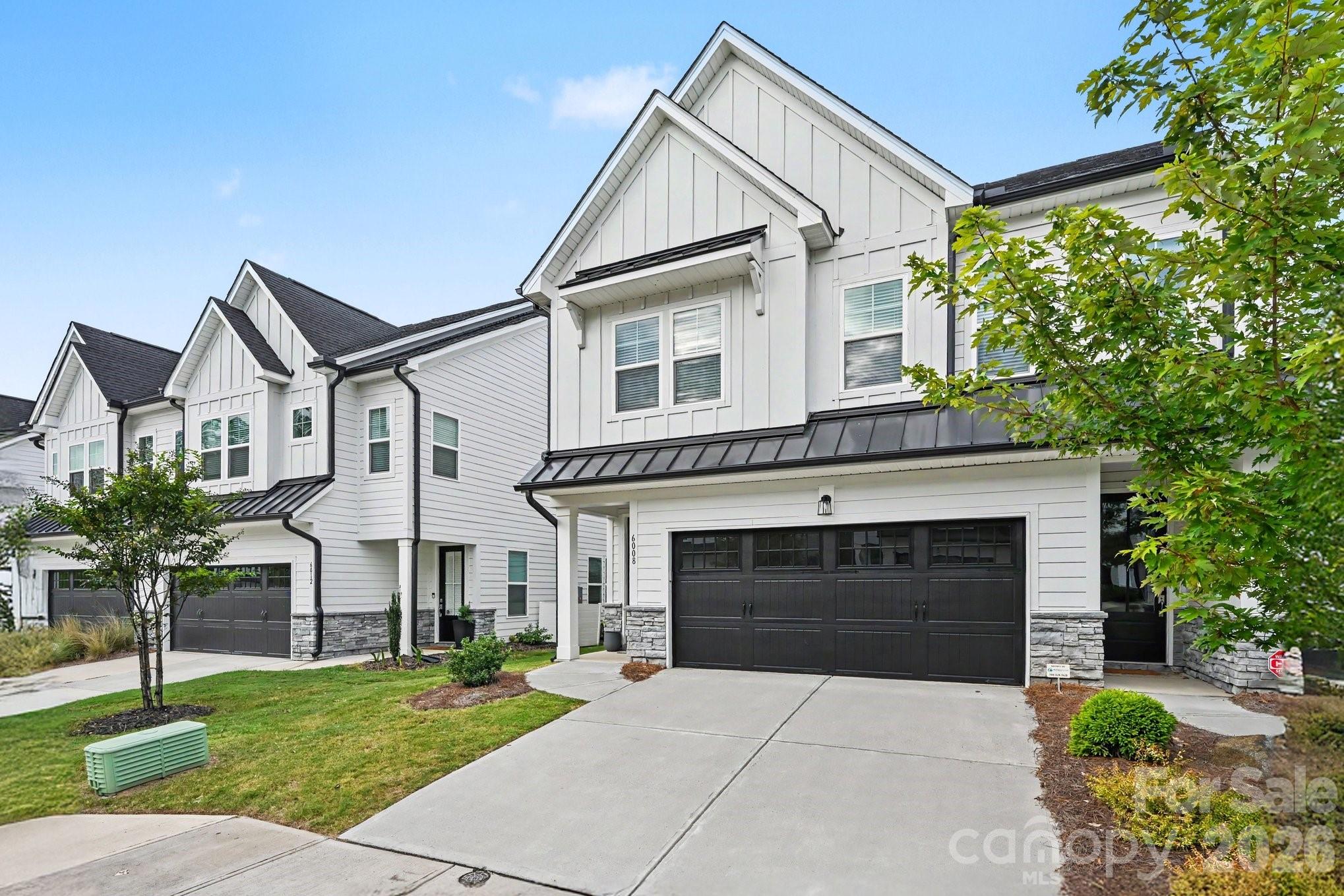 6008 Corbin Woods Court