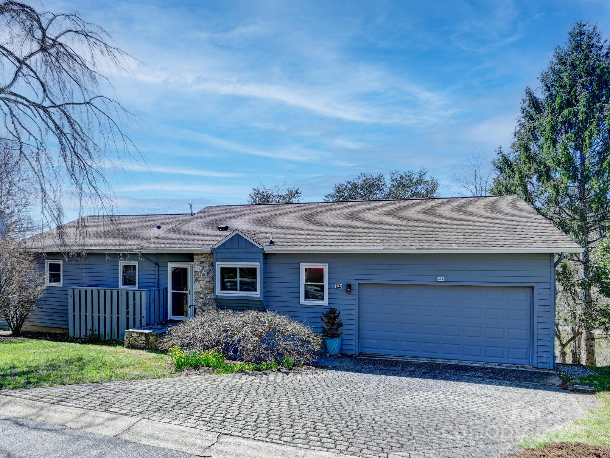 34 Larkspur Court