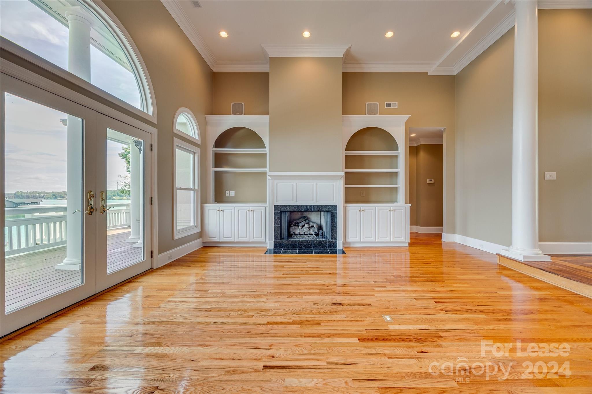 River Hills - Residential Lease