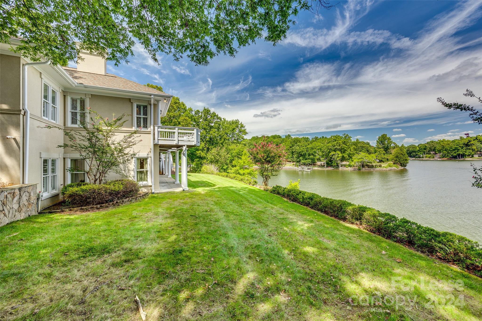 River Hills - Residential Lease