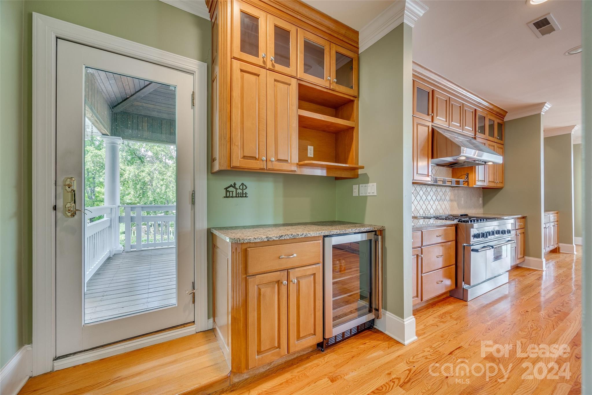 River Hills - Residential Lease