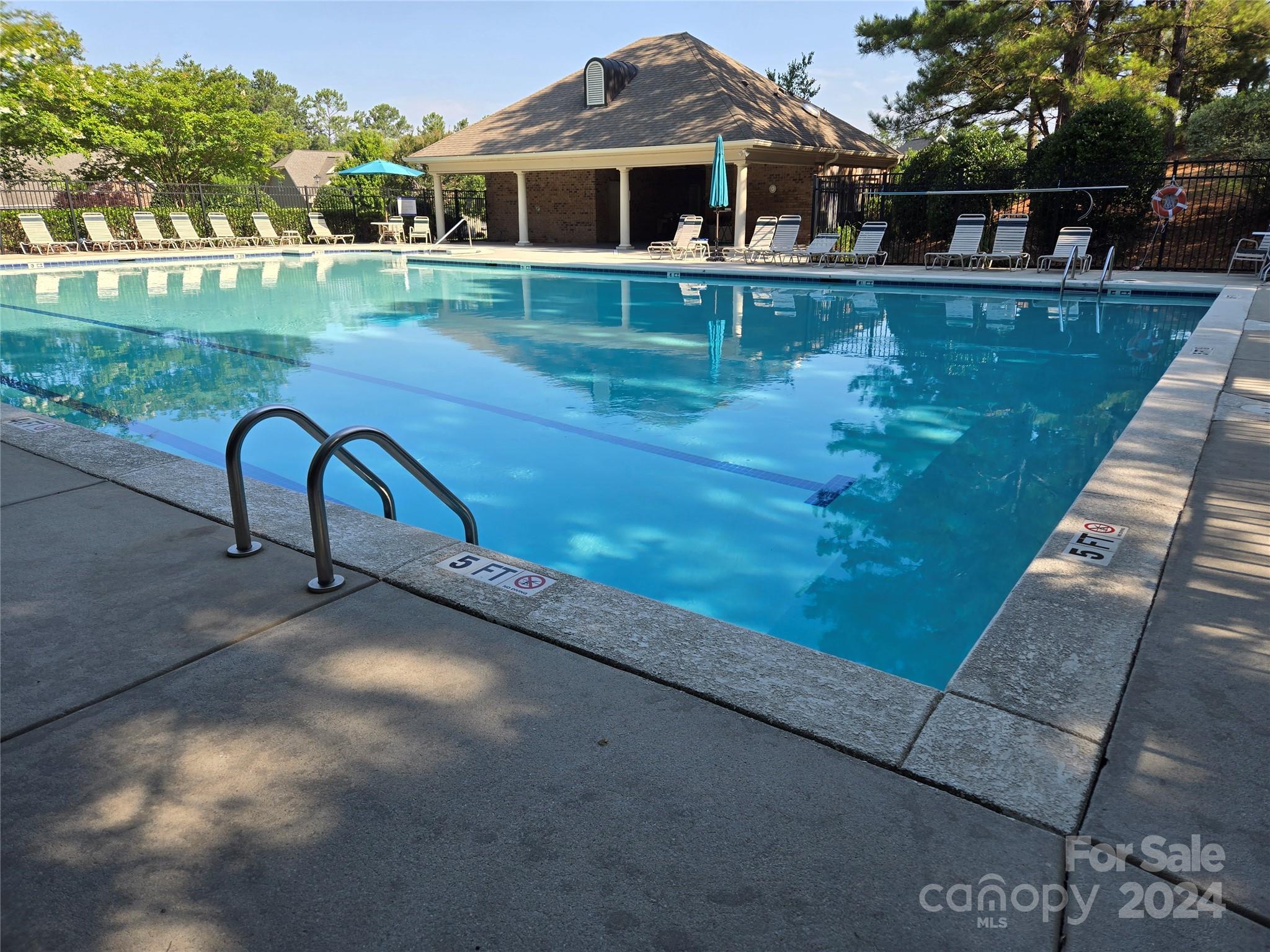 Waterford Glen - Residential