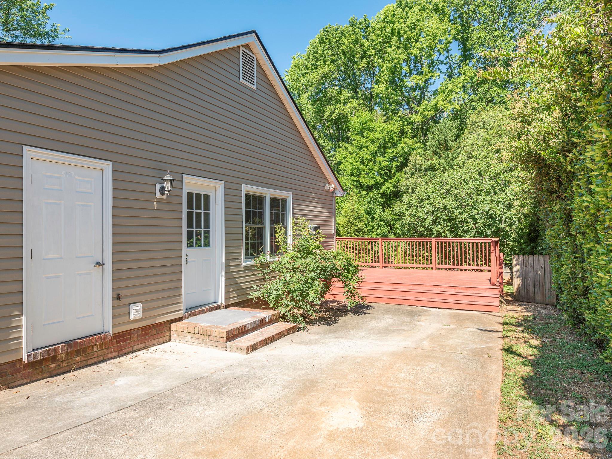 Settlers Landing - Residential