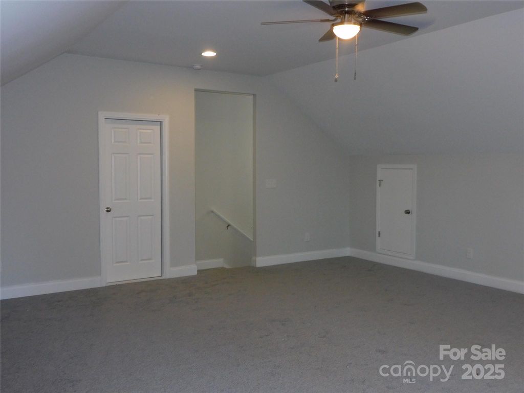 listing image 30