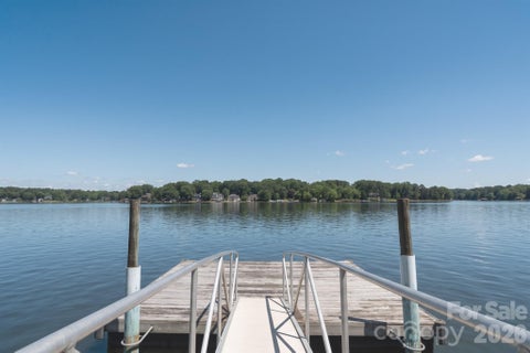 Photo of 567 Canvasback Road, Mooresville, NC 28117 (MLS # 4401725)
