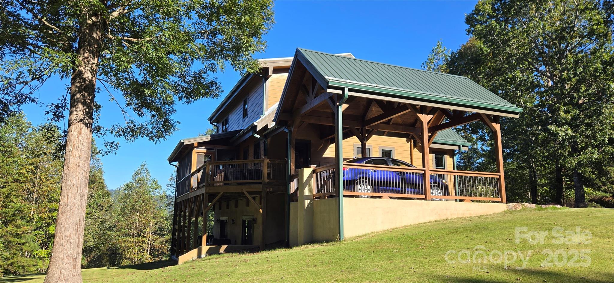 280 Hidden Lake Parkway