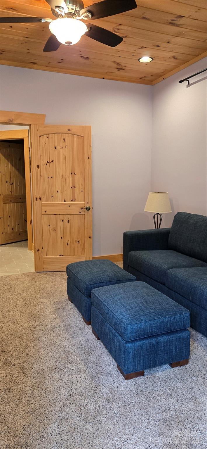 Hidden Lake - Residential