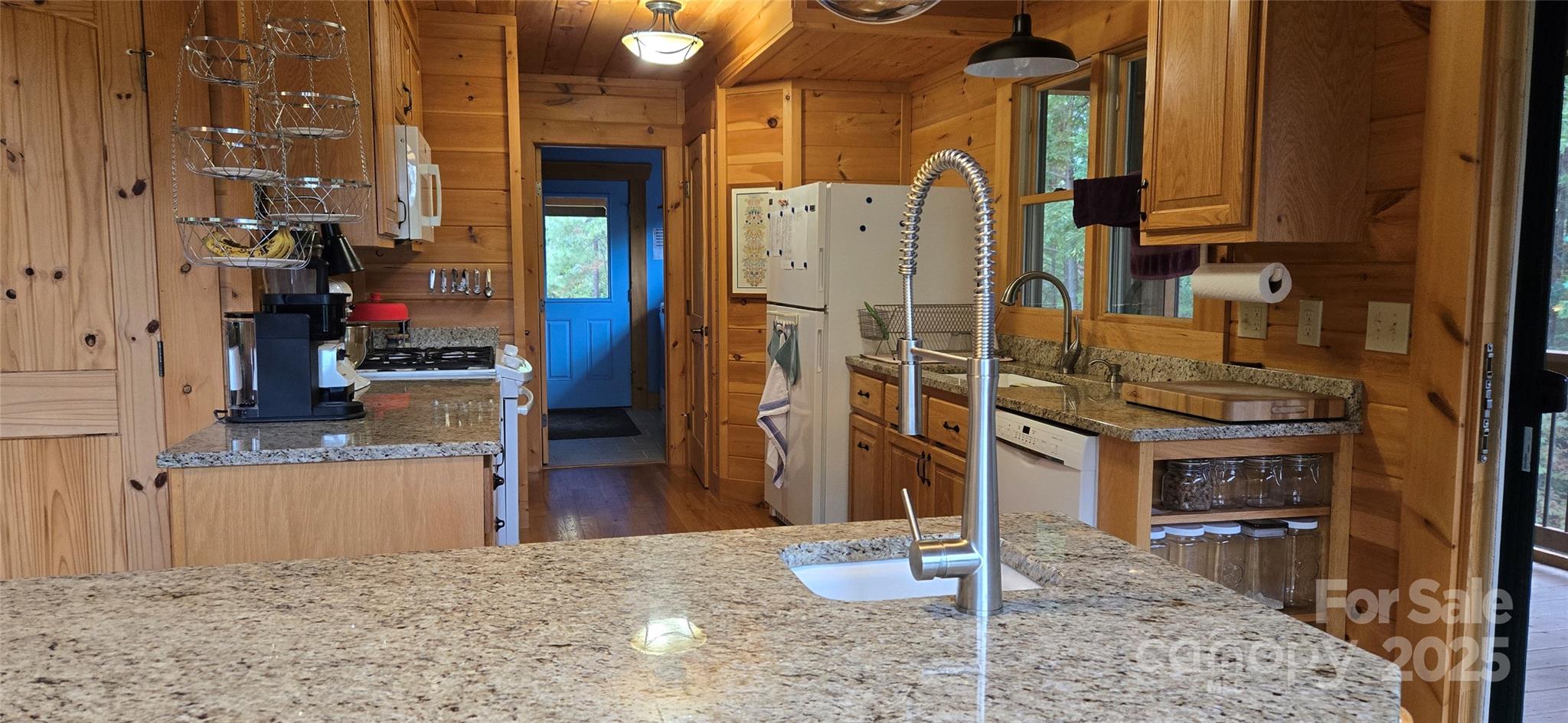 Hidden Lake - Residential