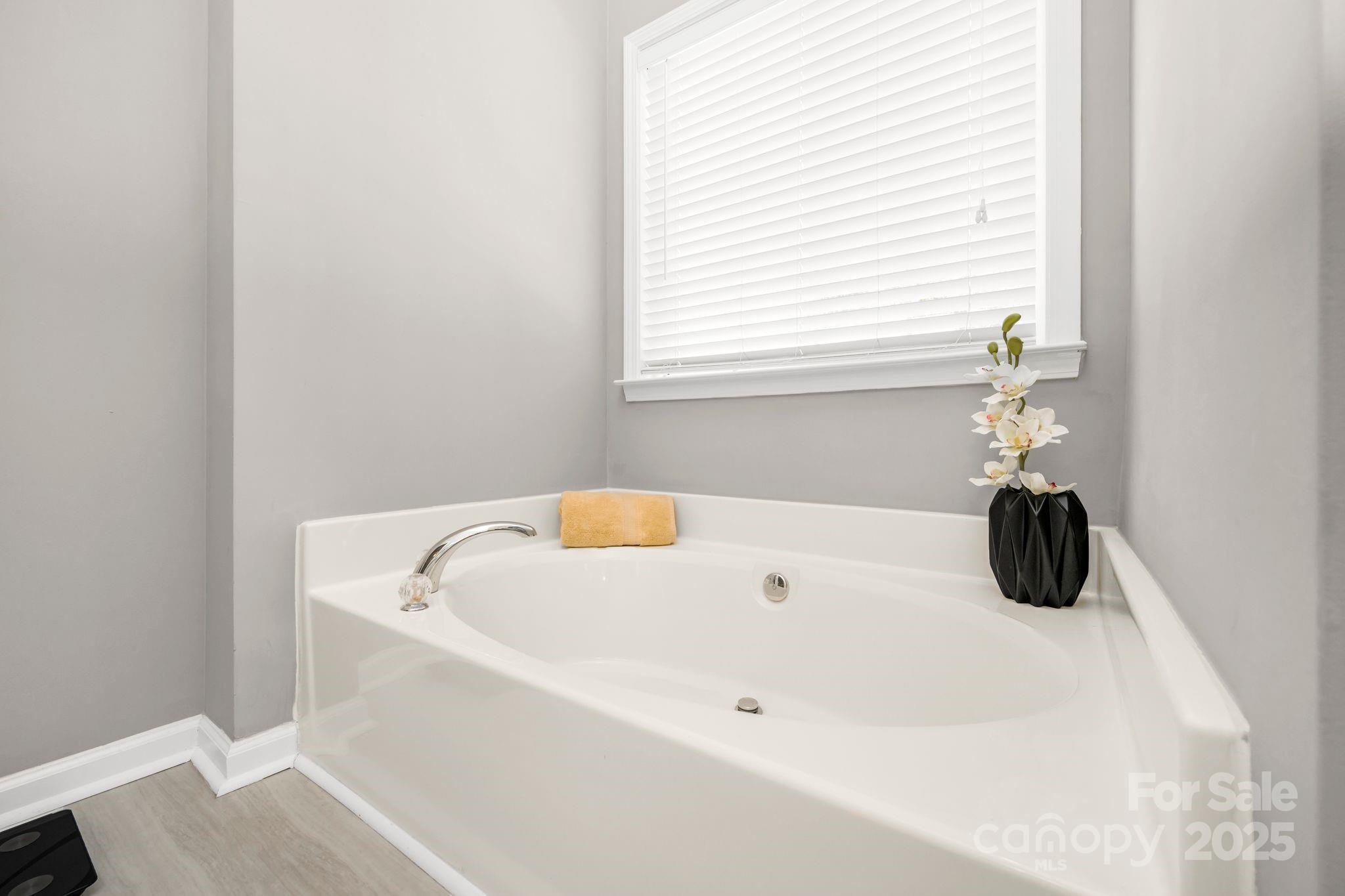 Fox Glen - Residential