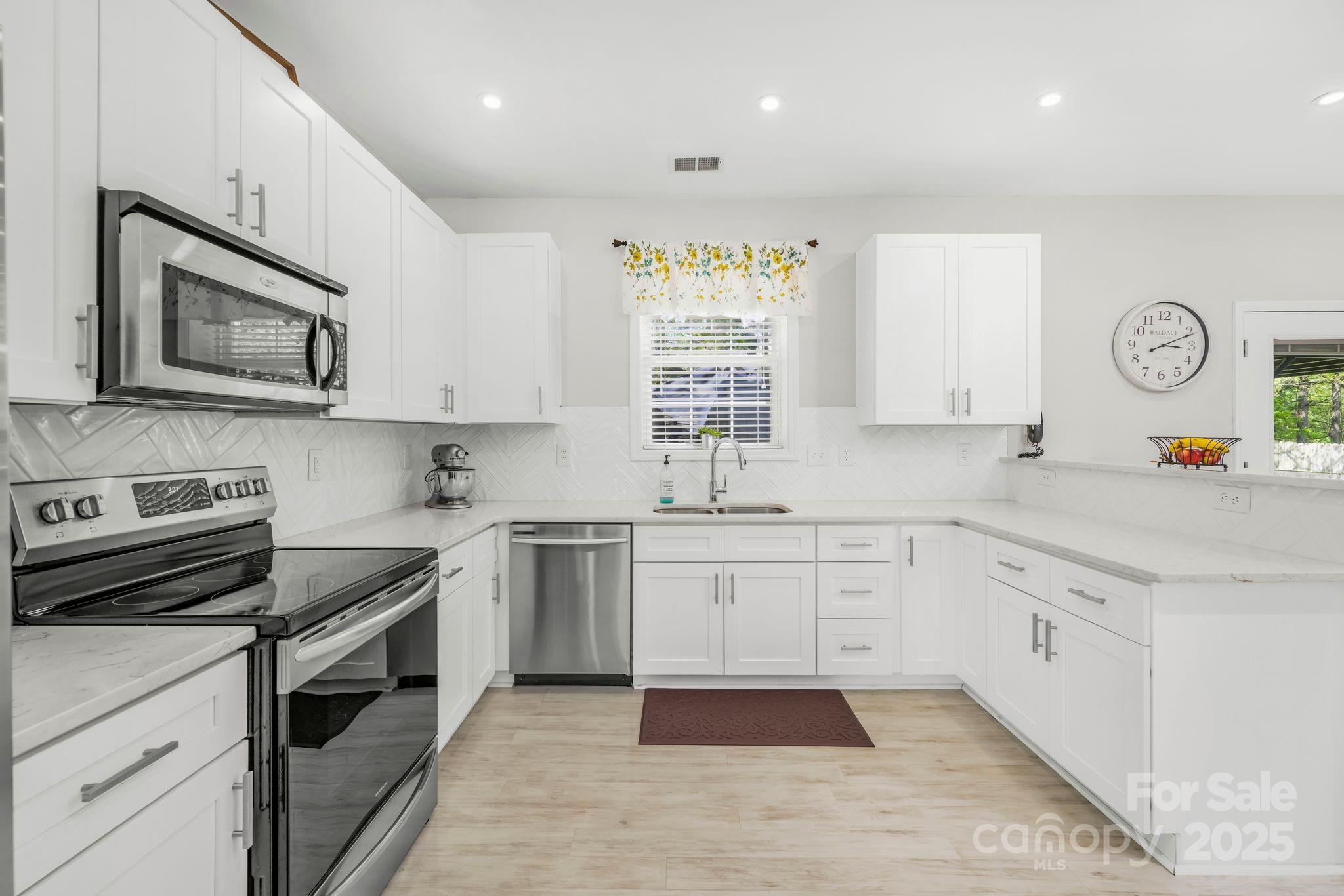 Fox Glen - Residential