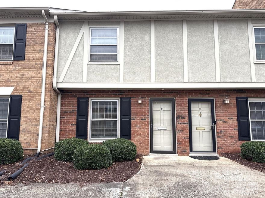 Newly updated townhome in desirable South Charlotte location. New flooring throughout, fresh paint, updated kitchen, all new bath fixtures, lights and so much more. Less than a half mile Park Rd Shopping Center area with shopping, restaurants and nightlife. Just minutes to, South Park area, Dilworth, South End and an easy commute to uptown. Don't wait-this one is priced to move!  Please note Renters Insurance is required.  Pet Fee is per pet that does not exceed 35 lbs.  Approved applicants must follow HOA guidelines, fees, and deposits according to their procedures for move in and out.

We strive to provide an experience that is cost-effective and convenient. That’s why we provide a Resident Benefits Package (RBP) to address common headaches for our residents. Our program handles pest control, air filter changes, utility set up, credit building and more at a rate of $40/month, added to every property as a required program. More details upon application. In addition to RBP, we provide access to liability insurance that meets your needs.