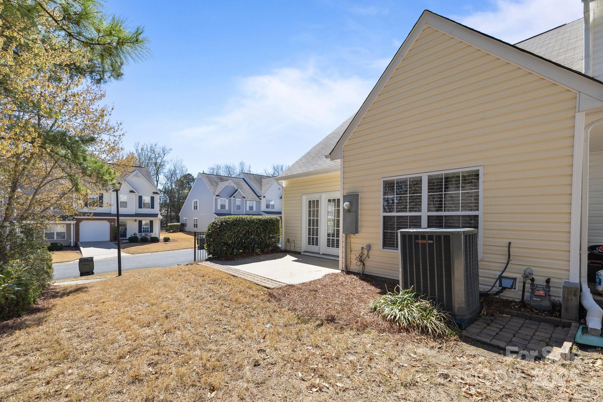 Lexington Commons - Residential