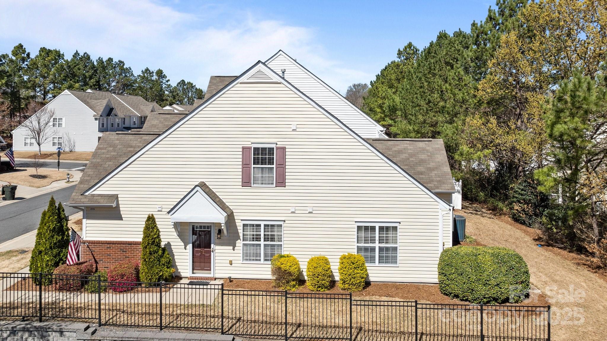 Lexington Commons - Residential