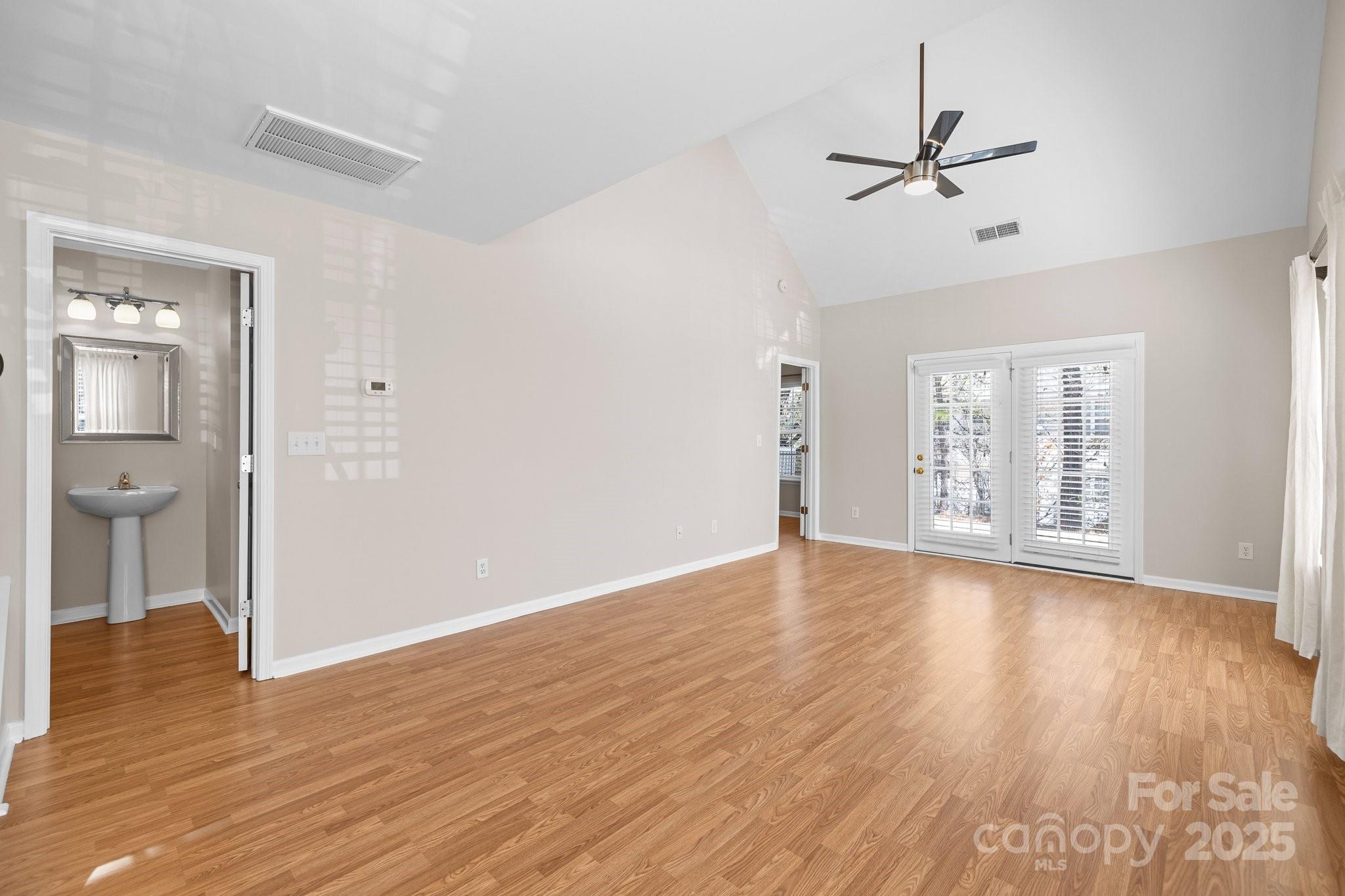 Lexington Commons - Residential