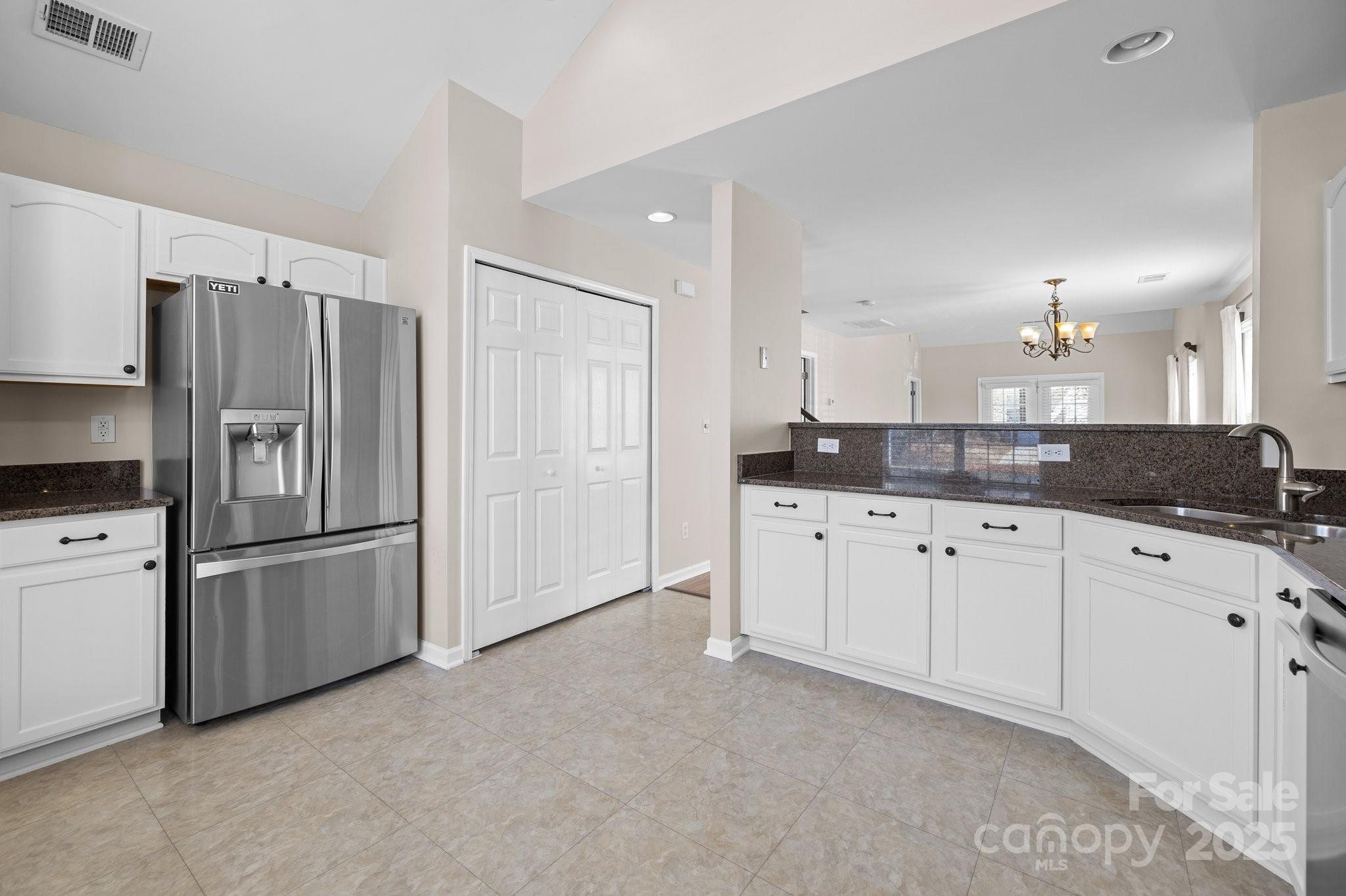 Lexington Commons - Residential