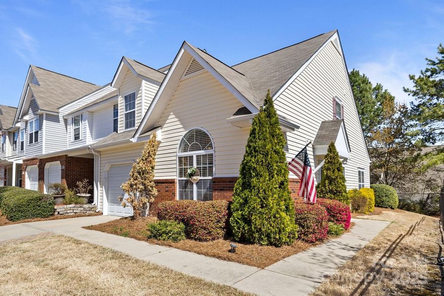 Looking for low-maintenance living in a prime location? Discover this charming end-unit townhome in the highly desirable Lexington Commons. This home boasts a primary bedroom on the main floor and stunning vaulted ceilings in the family room, which flood the space with natural light. The kitchen features stainless steel appliances, gorgeous granite countertops, and classic white cabinets. Upstairs, you'll find another spacious bedroom with a full bathroom, along with a loft overlooking the family room. This townhome also includes a one-car garage with ample storage space and several visitor parking spots conveniently located near the unit. Situated close to shopping centers and a variety of dining options, this home offers easy access to nearby I-77. Additionally, the entire house—including the ceilings, trims, and doors - freshly painted, and a new AC unit installed in 2018
