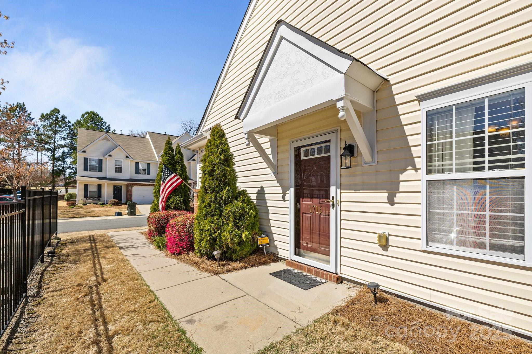 Lexington Commons - Residential