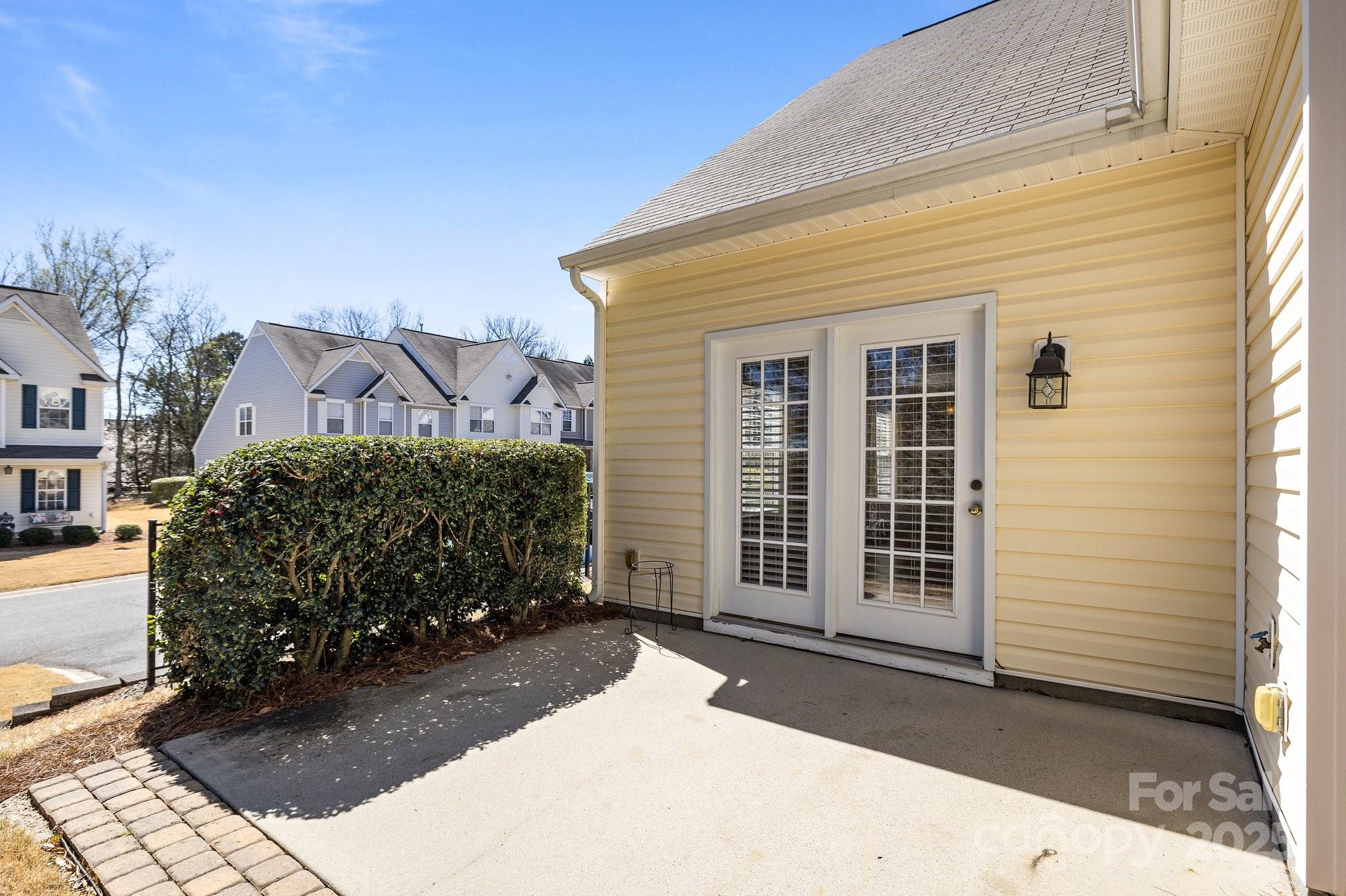 Lexington Commons - Residential