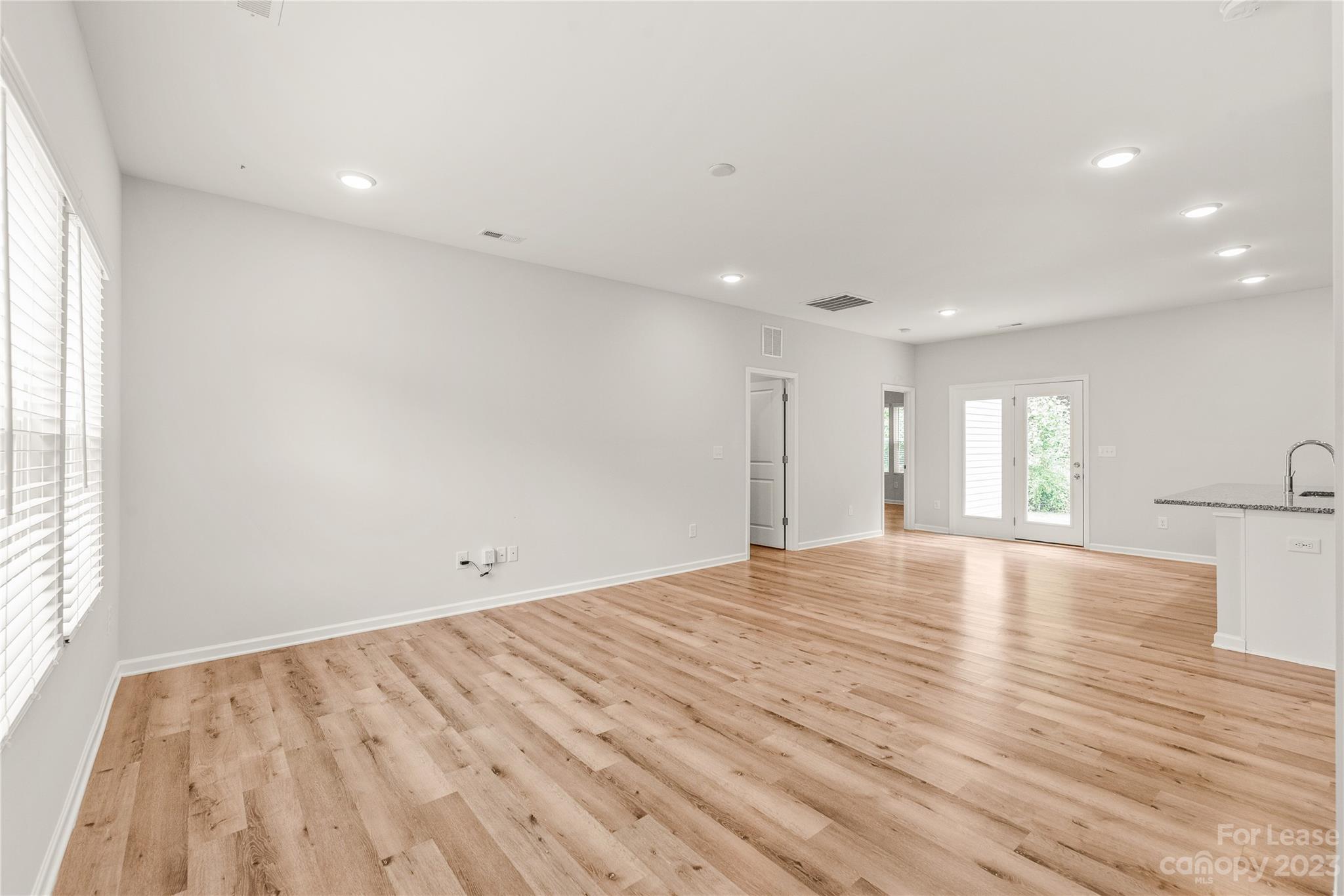 Derita - Residential Lease