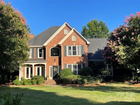 Single Family Residence in Concord NC 5917 Moray Court.jpg