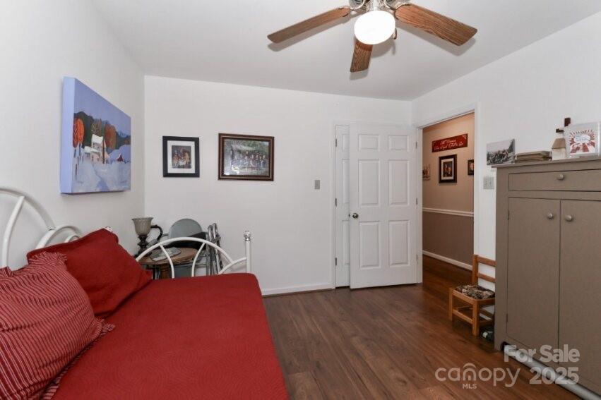 Victoria Anne Condos - Residential