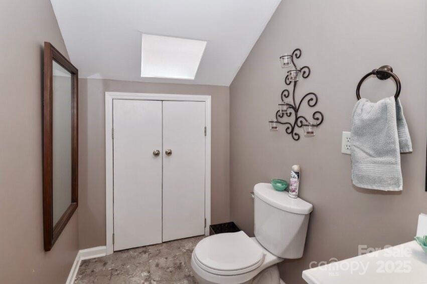 Victoria Anne Condos - Residential