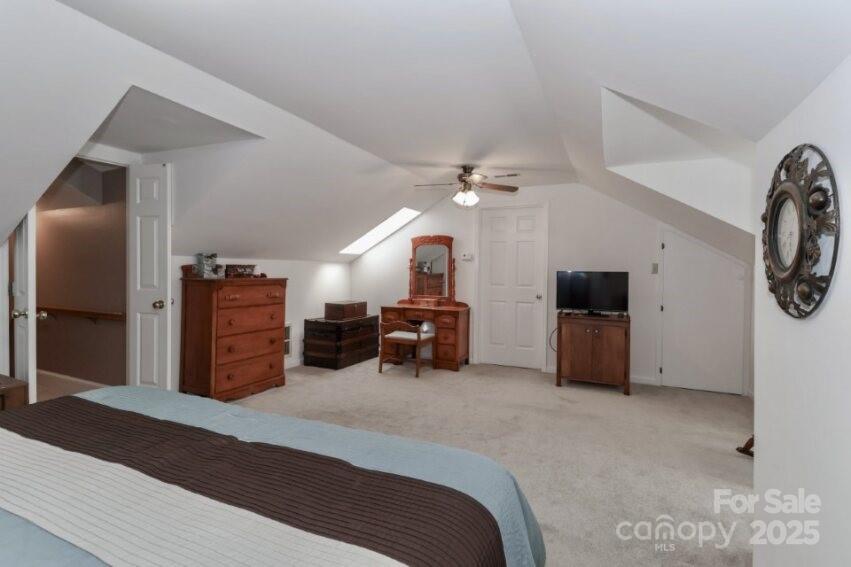 Victoria Anne Condos - Residential