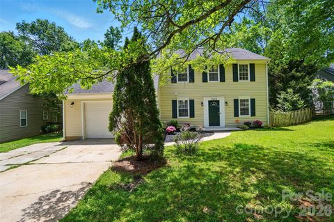 8014 Sherington Way Charlotte NC 28227